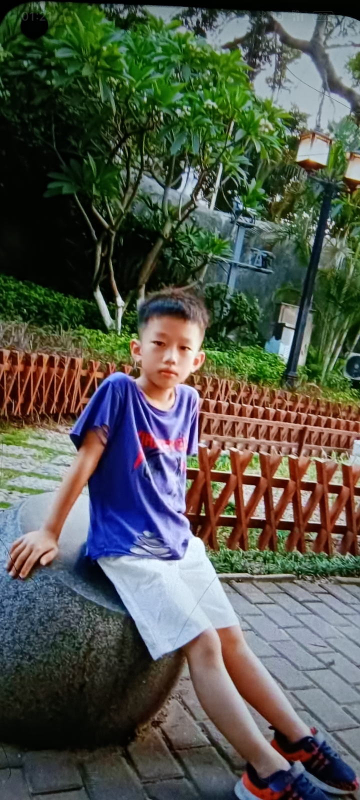 还是小时候可爱