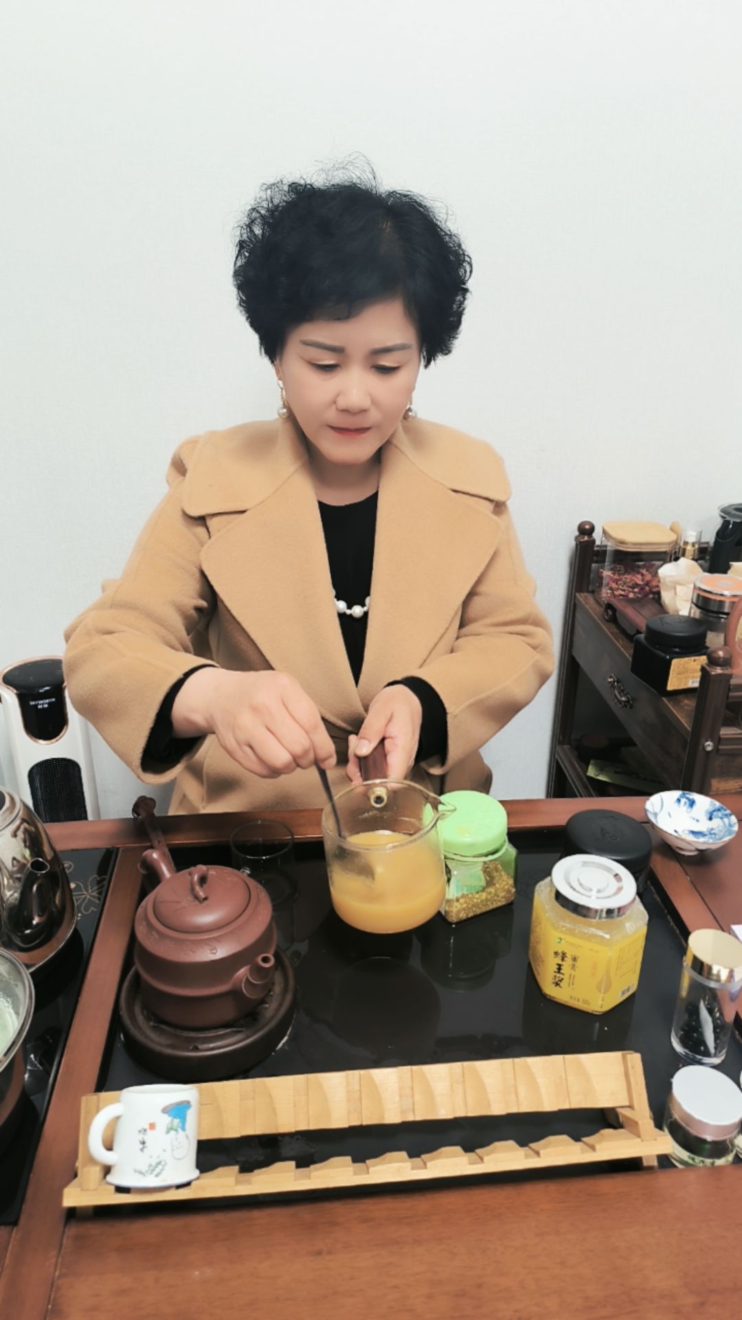 品牌•卖给懂的人
杂牌•卖给将就的人
假货•卖给贪便宜的人
好产品•总会遇见对的人
好品质•总会遇到