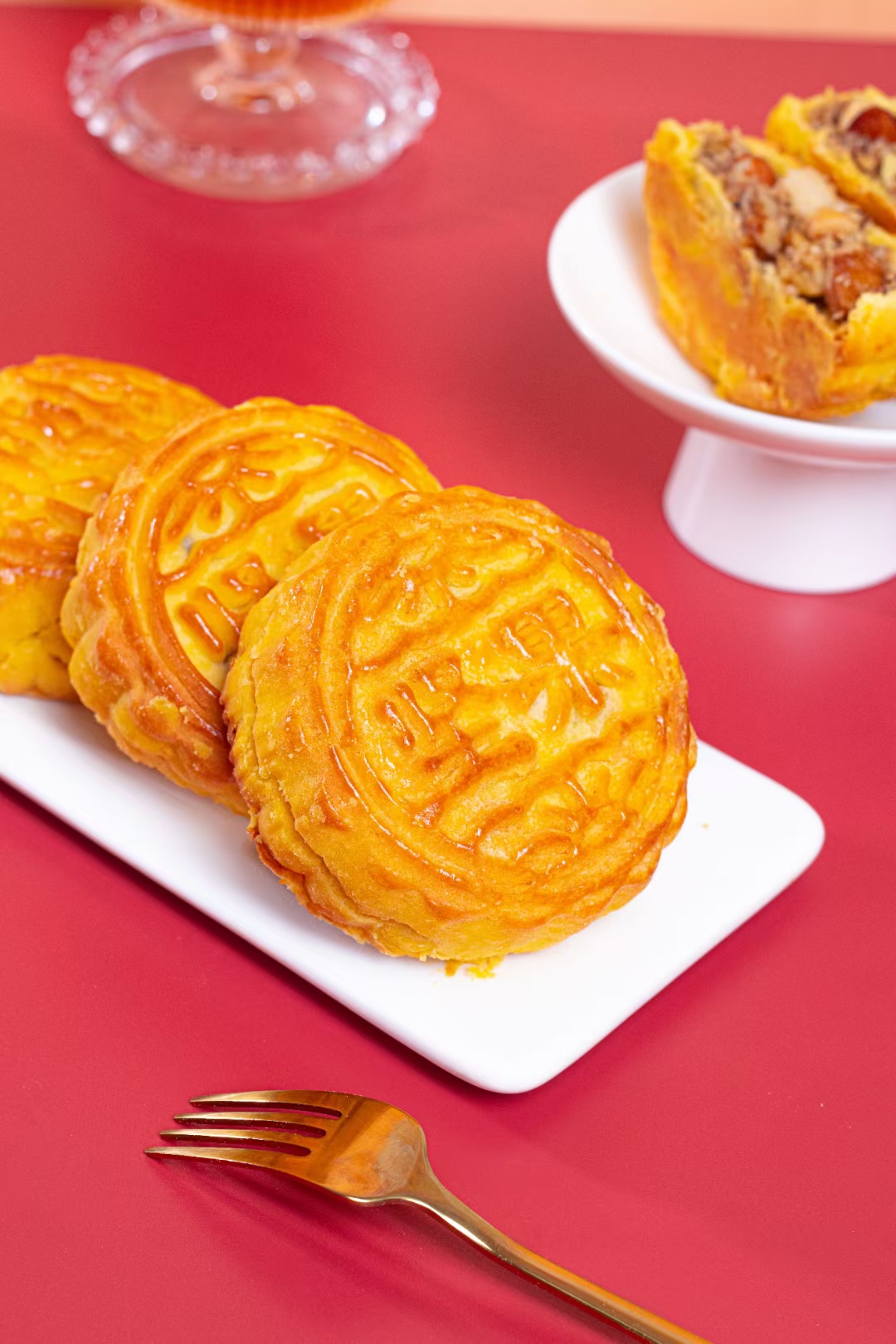 新疆五仁月饼，老少皆宜 ，谁吃一个爱一个