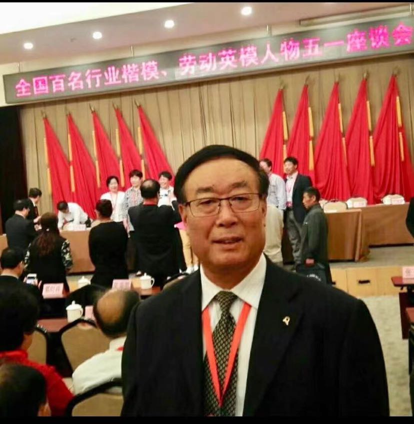 当代书画大师范曾门徒——李明玉书画展