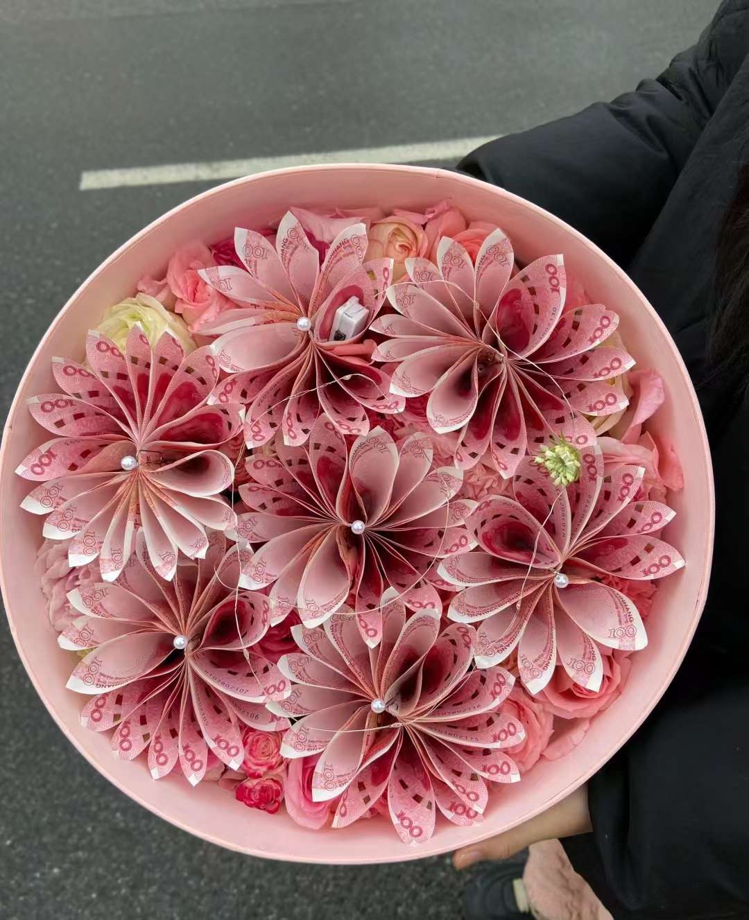 开心花，有钱花。520快乐🌹🌹🌹