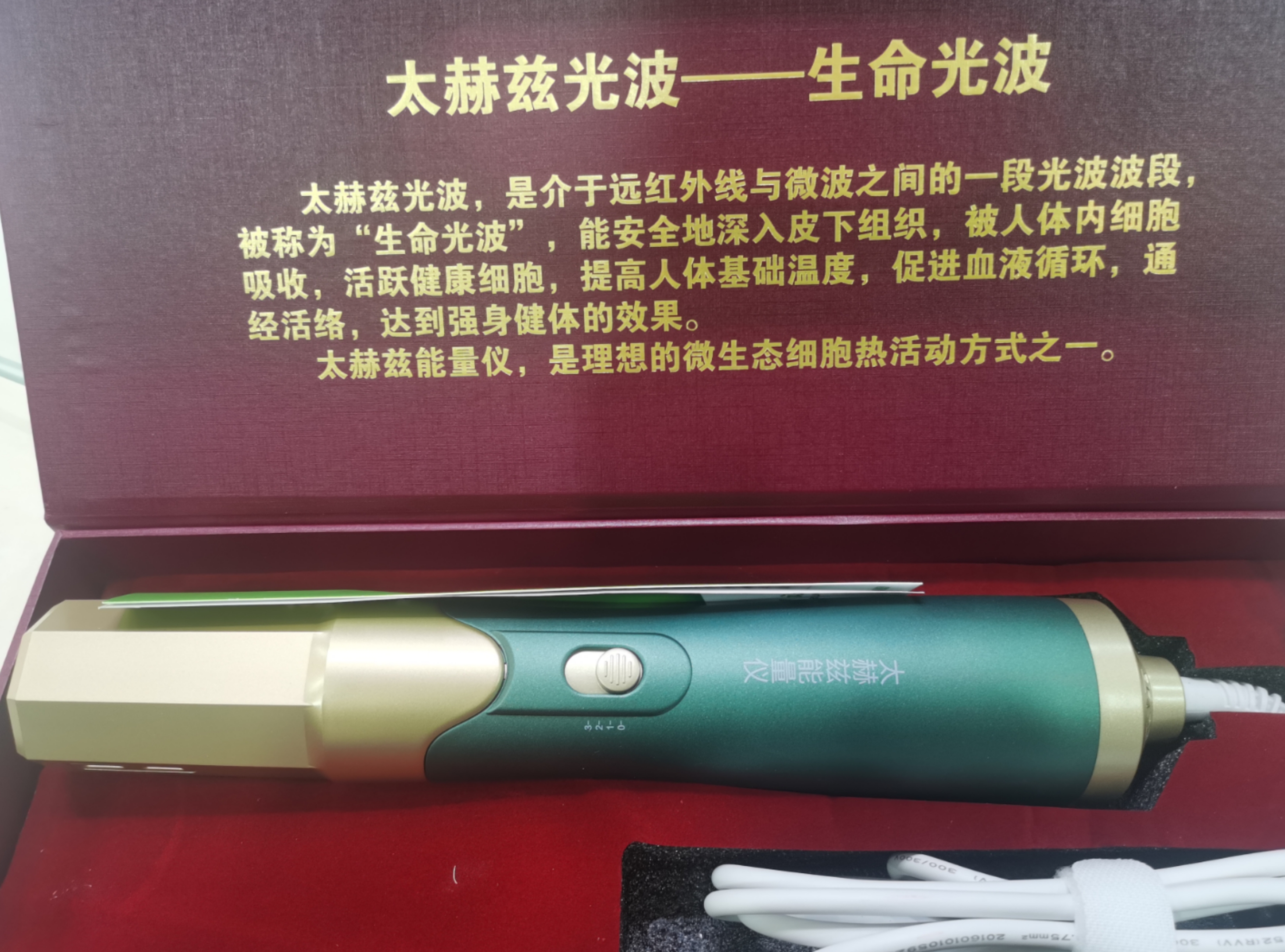最慢的步伐不是跬步，而是徘徊；最快的脚步不是冲刺，而是坚持。**  
    *（强调持续行动和克服
