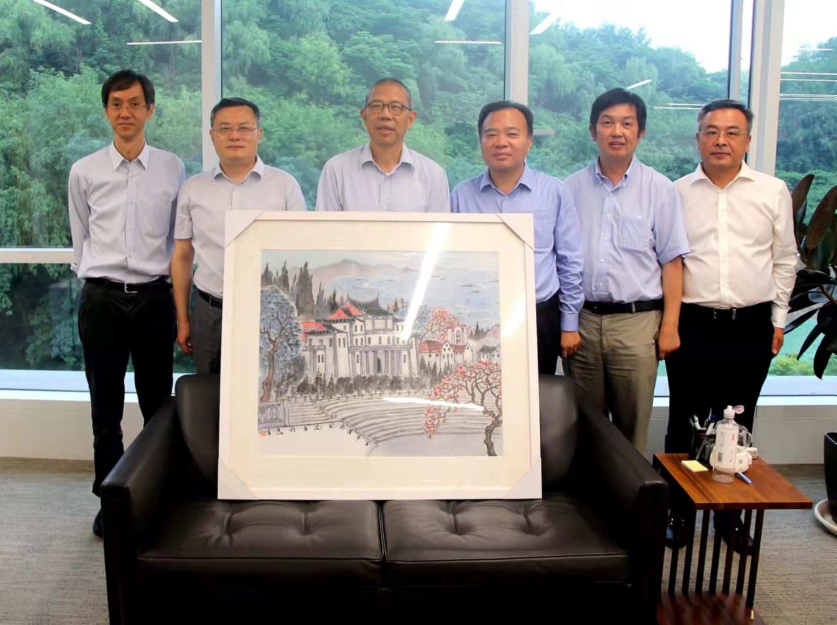 农夫山泉钟睒睒收藏厦门大学教授，方广智作品。