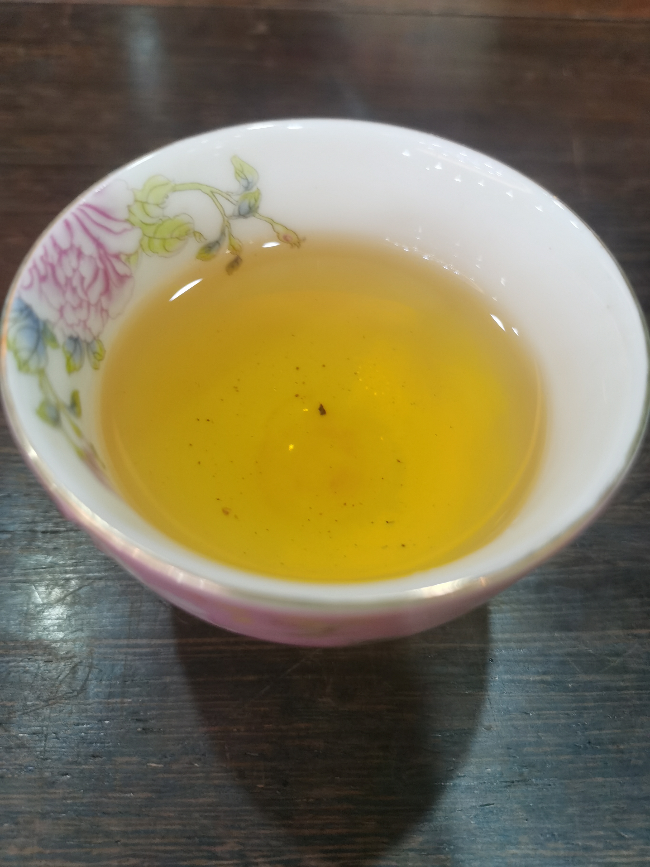 做人，高在忍，贵在让，美在善。忍，不是傻，是容，也是度。让，不是弱，是品，也是德。与人为善，不是笨，