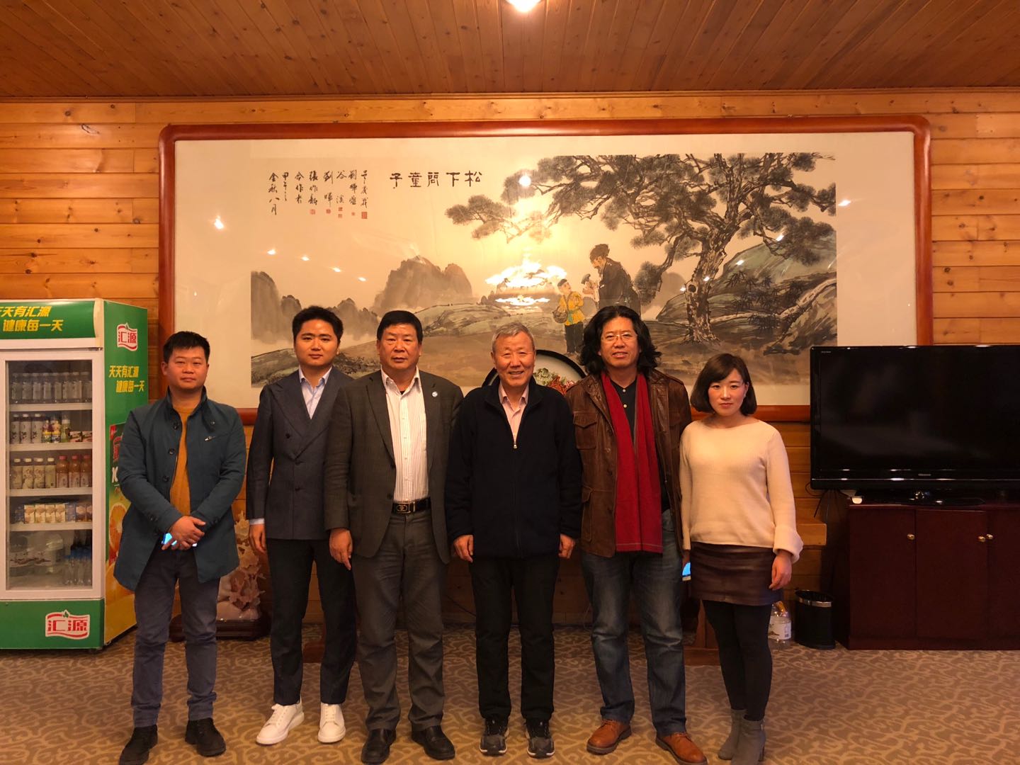 唐僧师徒四人经过了九九八十一难，终于取到了真经！

回到大唐以后，李世民给师徒四人接风摆设酒宴。

