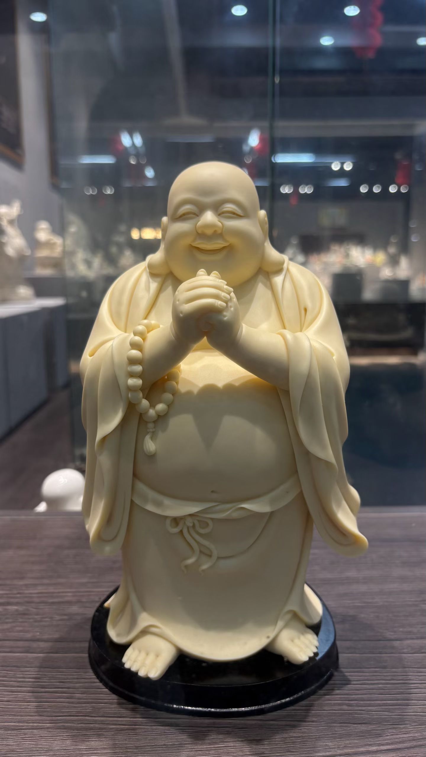 愿这笑口常开的弥勒，给生活添满喜乐，予你我皆得顺遂~